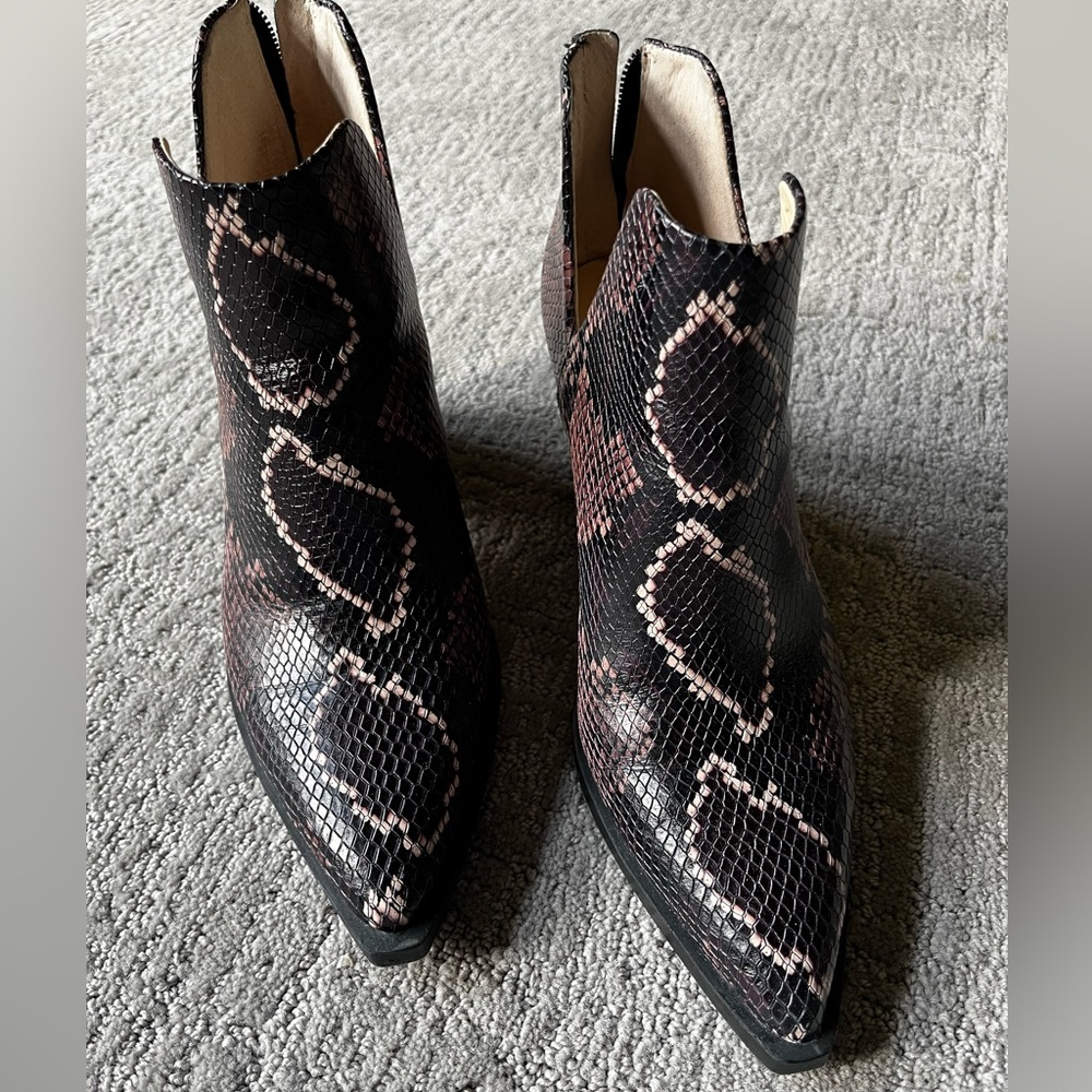 Vince Camuto Booties